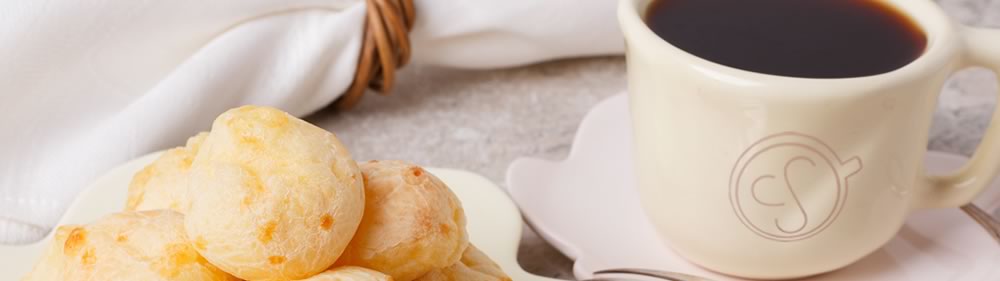 Café Quentinho com pão de queijo, Hum!!